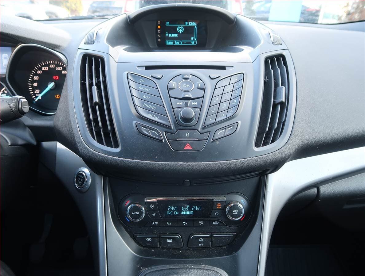 Ford KUGA - 12