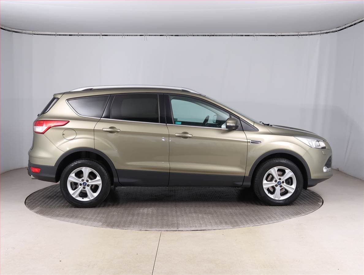 Ford KUGA - 6