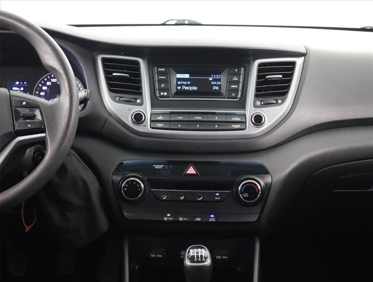 Hyundai TUCSON - 12