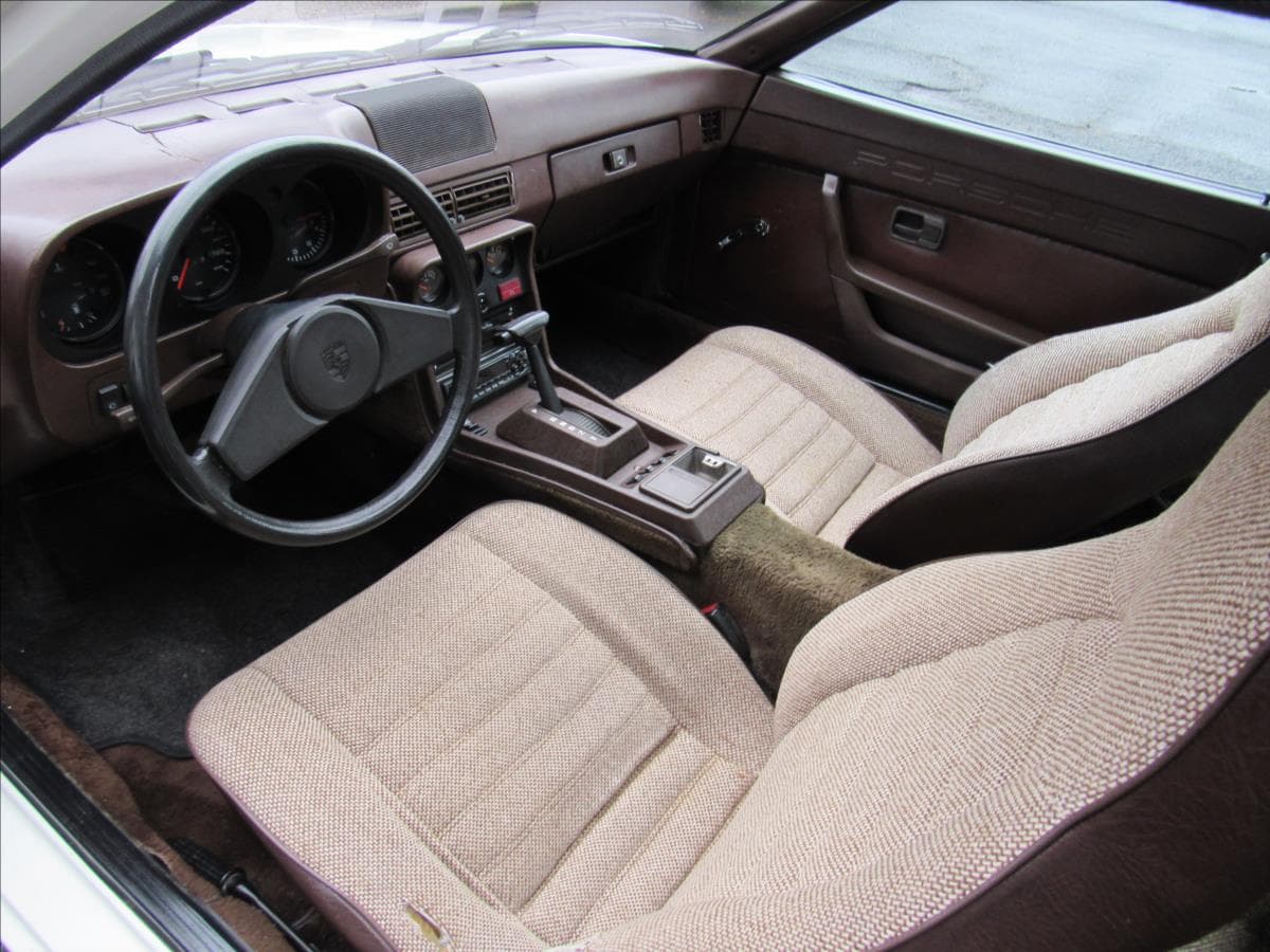 1980 Porsche 924 - 12