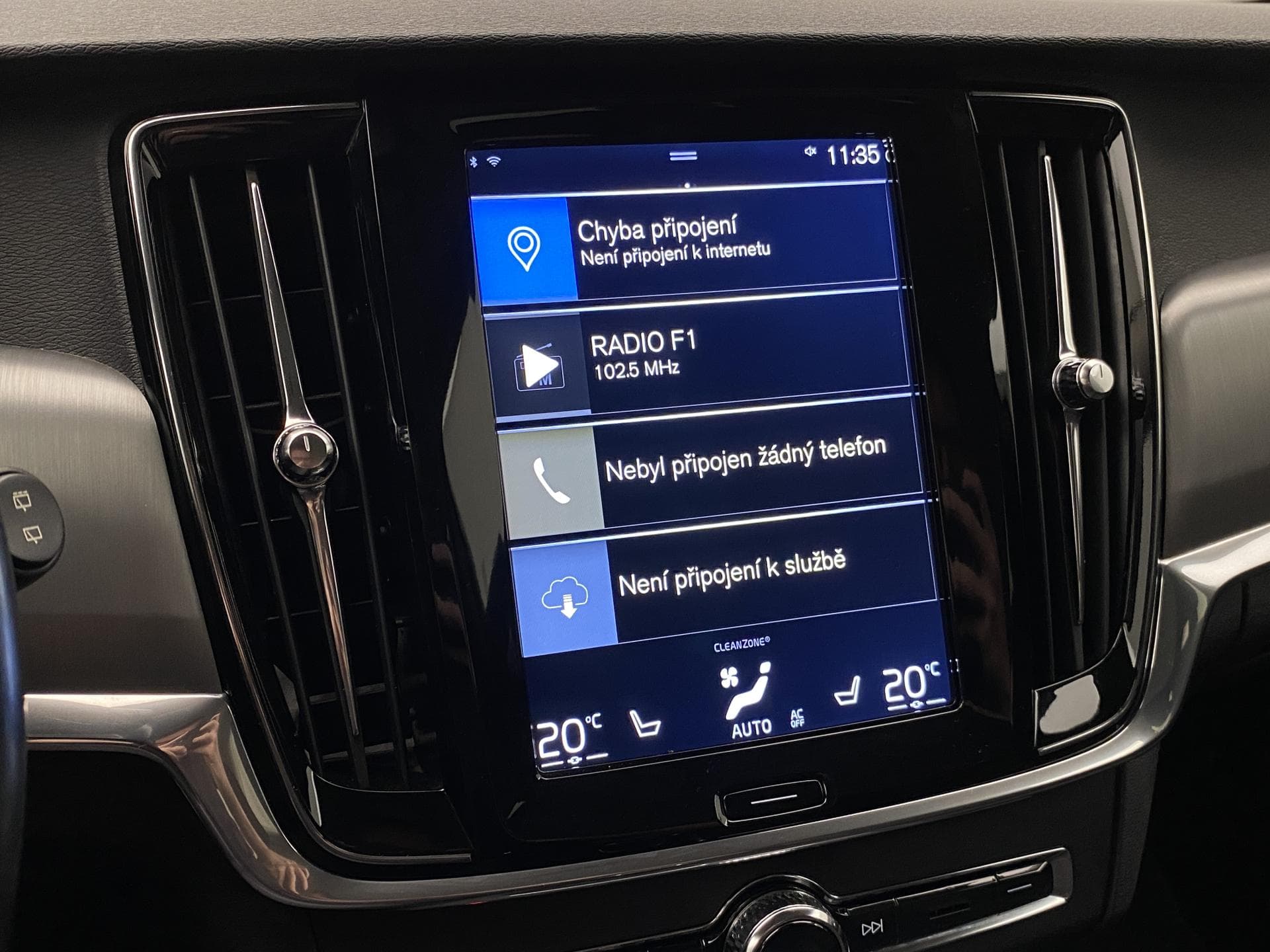2017 Volvo V90 - 8