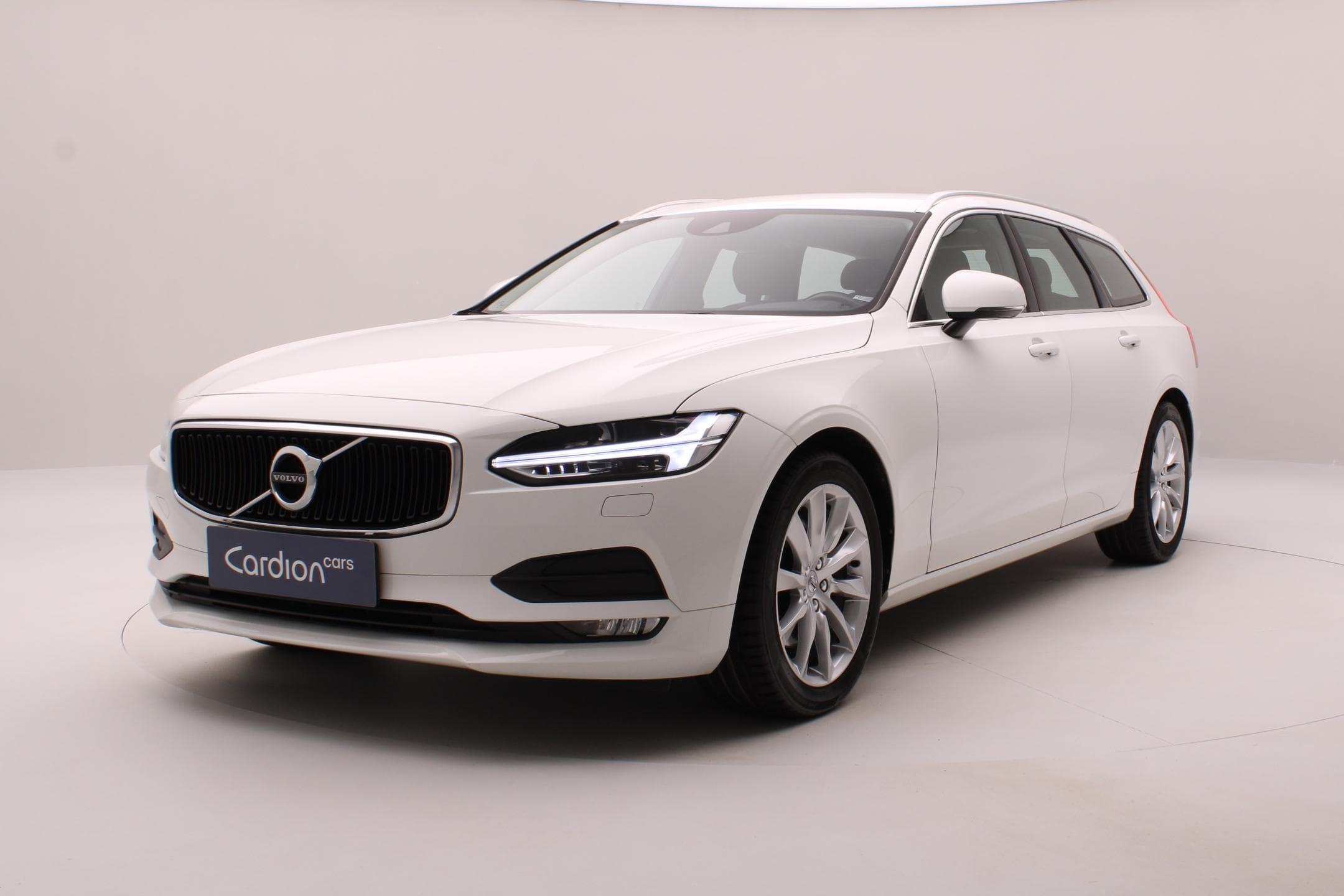 2017 Volvo V90