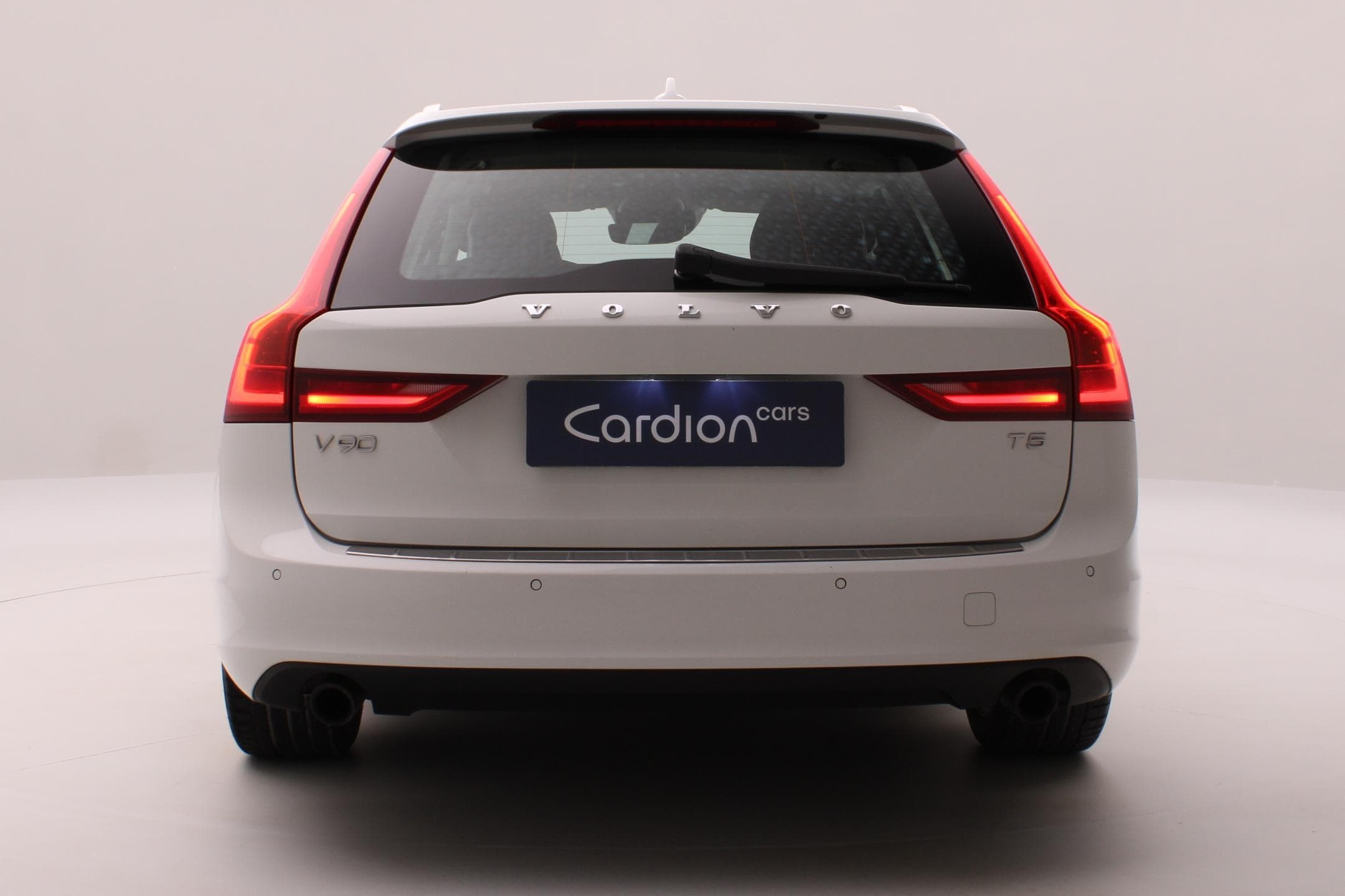 2017 Volvo V90 - 11