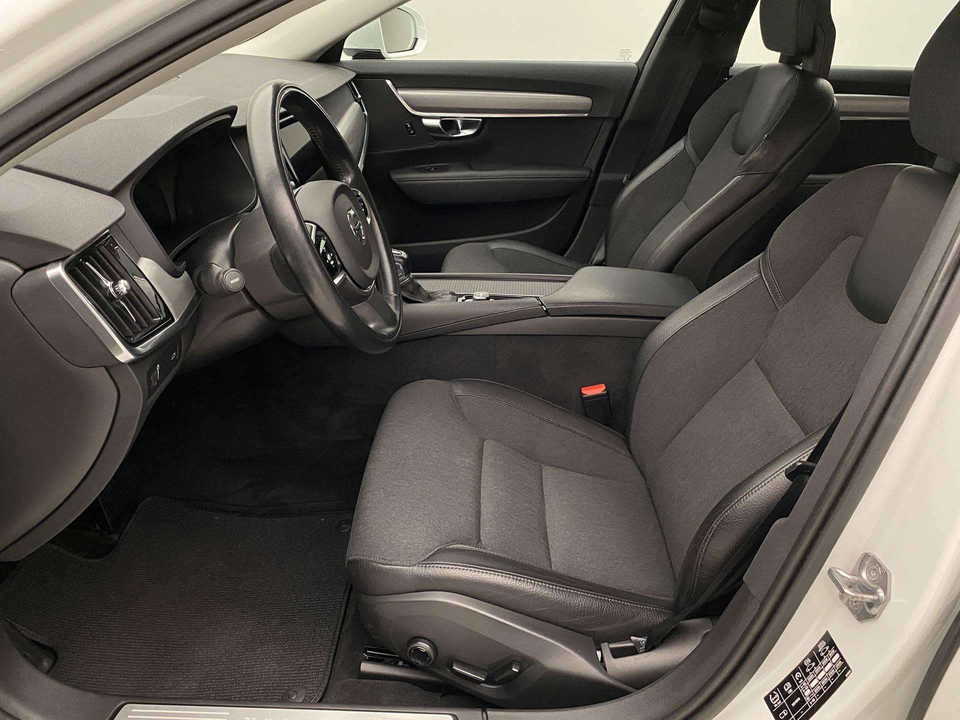 2017 Volvo V90 - 3