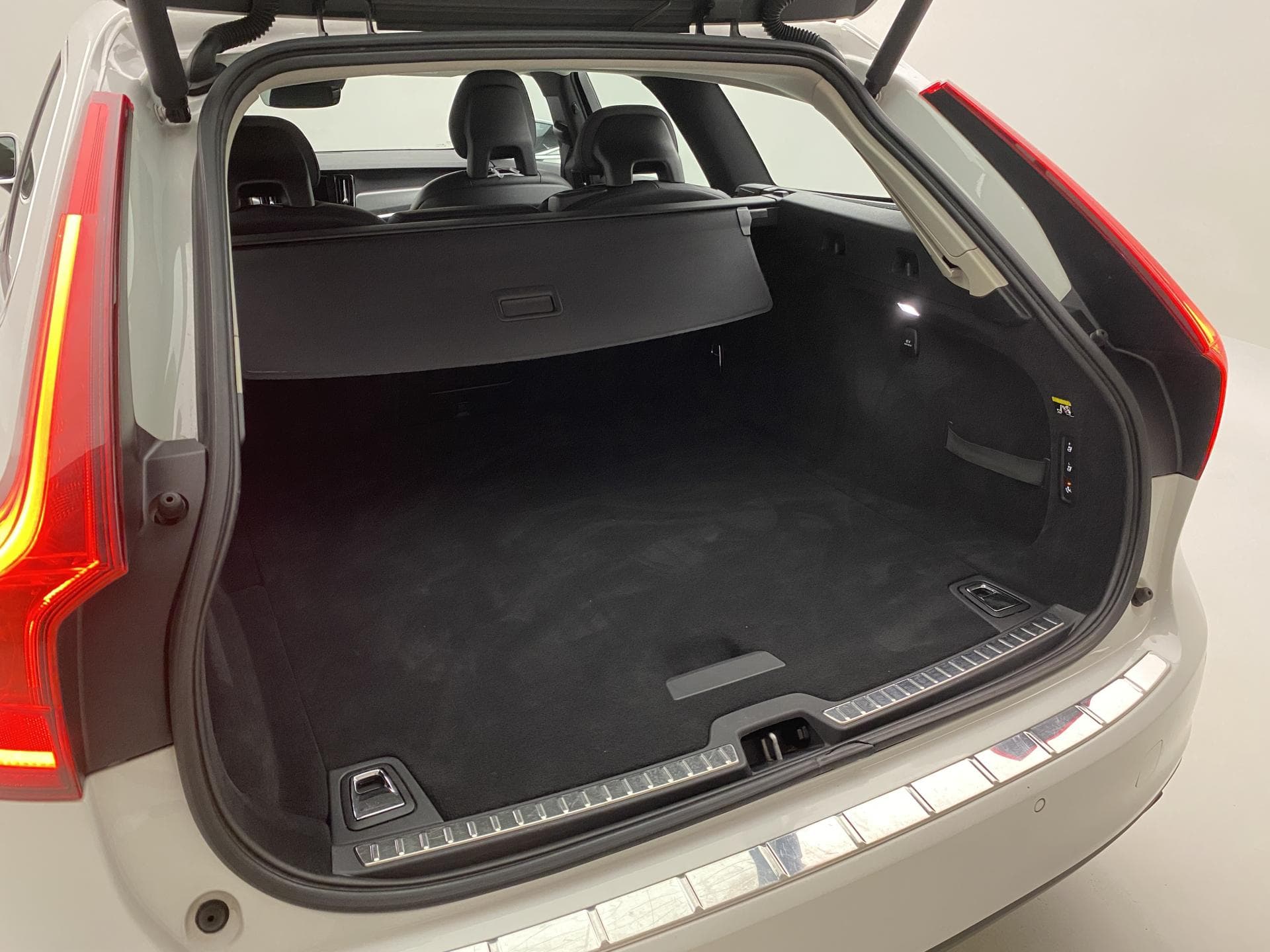 2017 Volvo V90 - 6