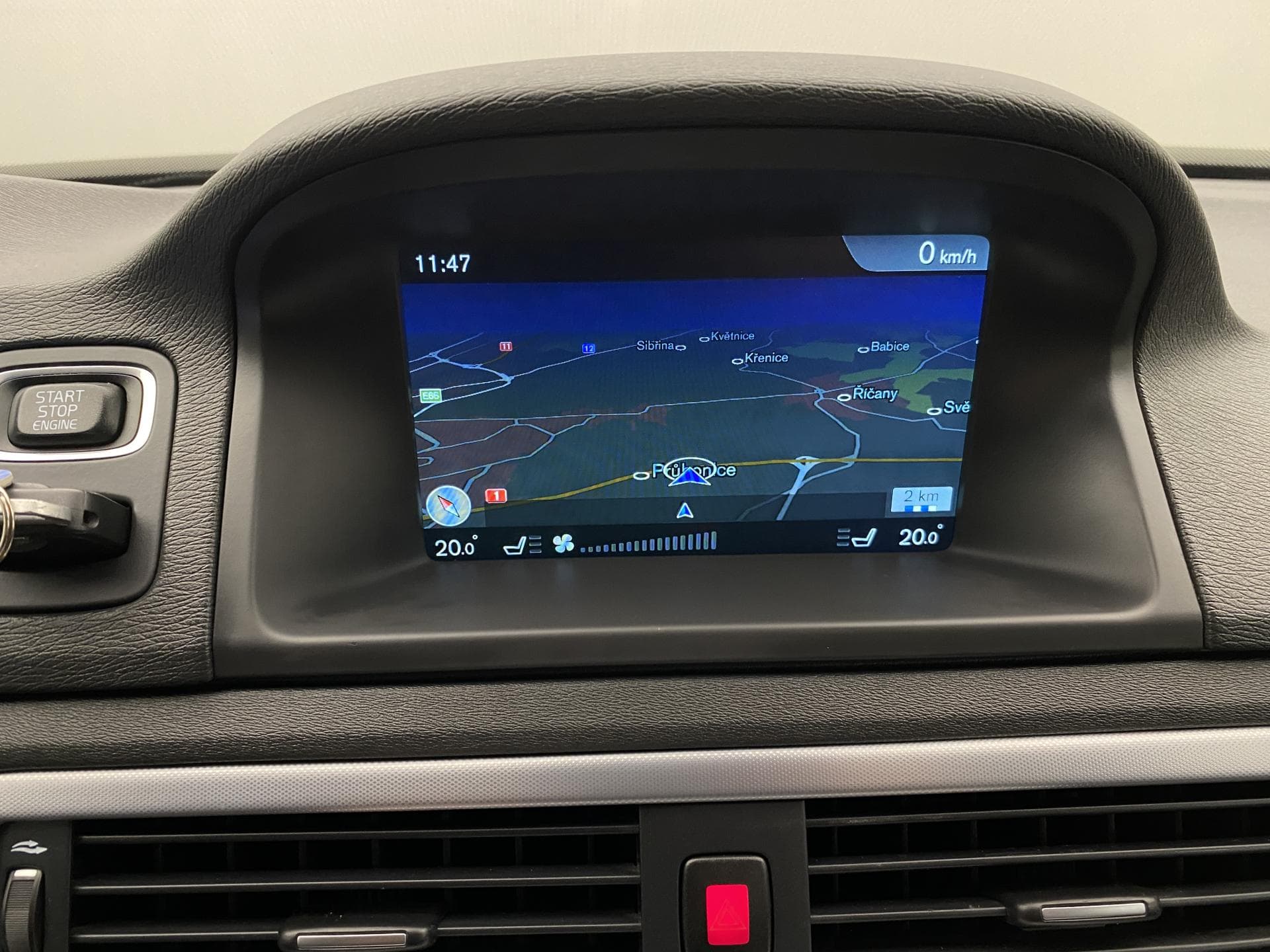 2016 Volvo XC70 - 8