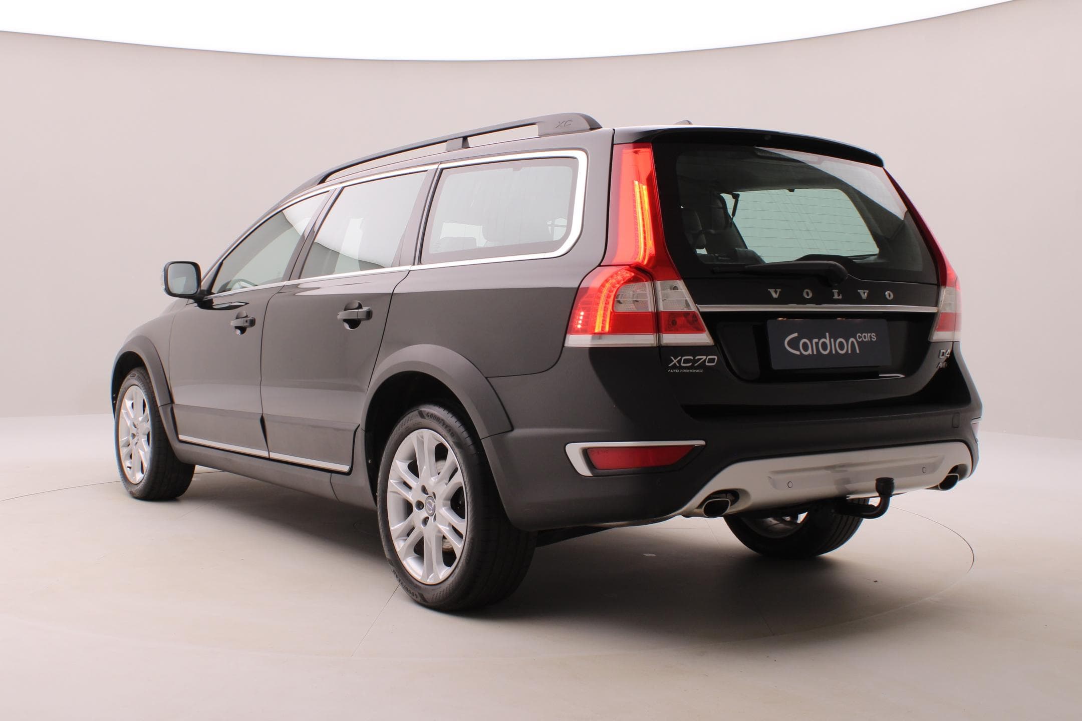 2016 Volvo XC70 - 10