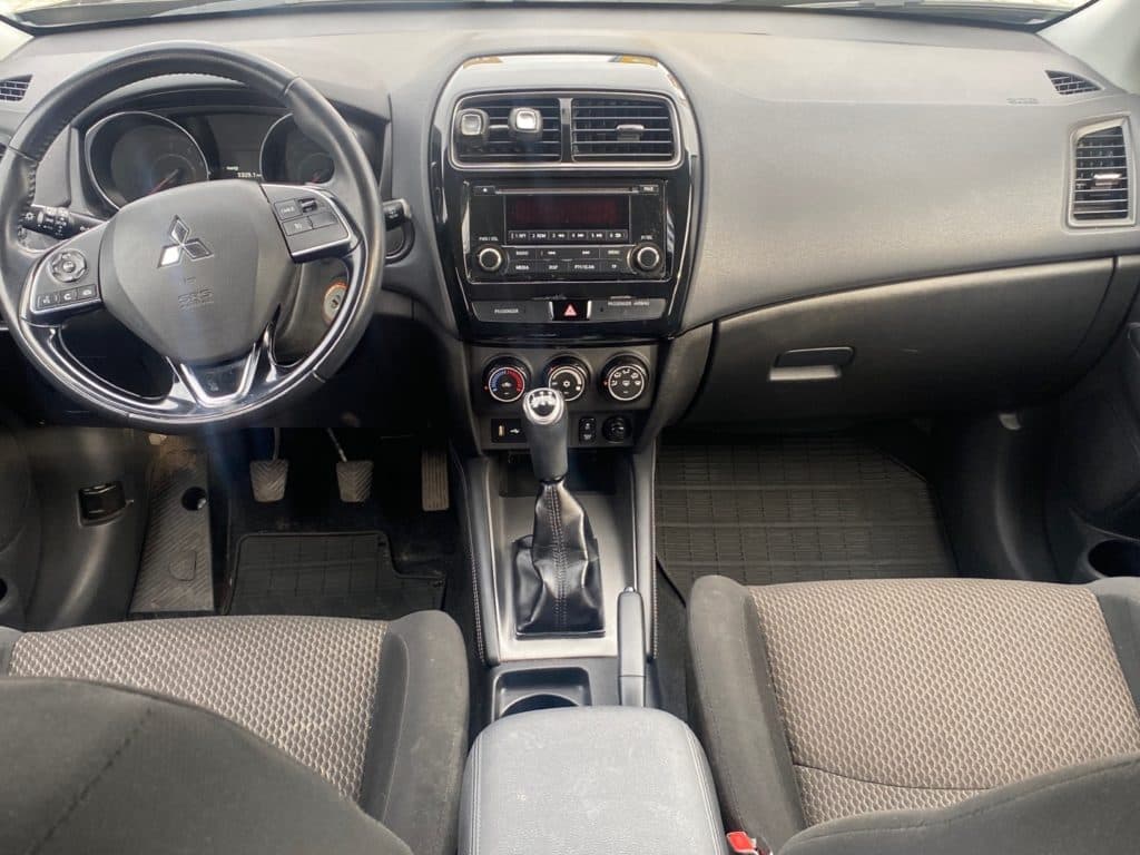 Mitsubishi ASX - 12