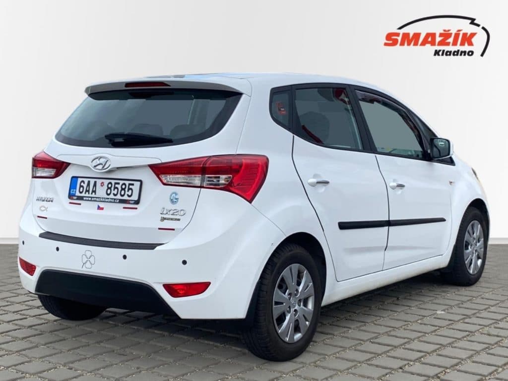 Hyundai Ix20 - 5