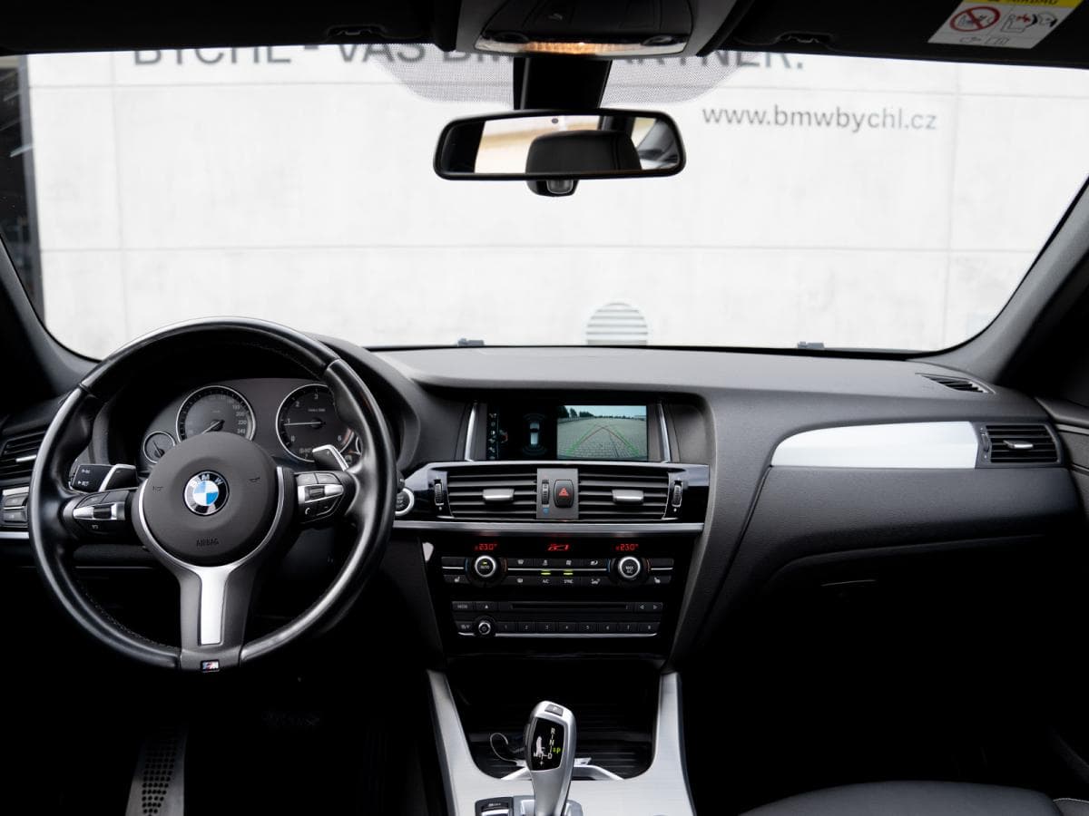 2018 BMW X3 - 9