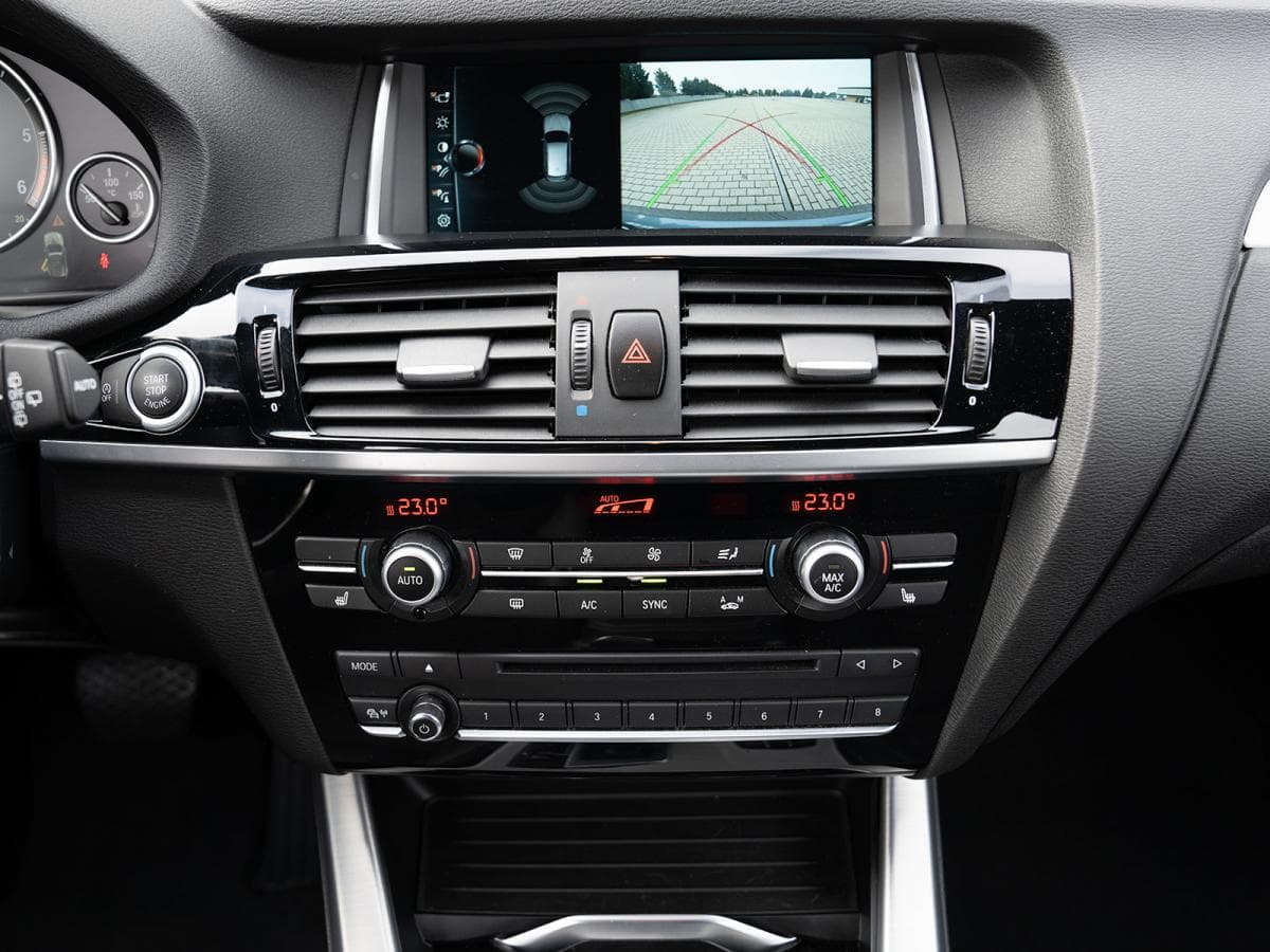 2018 BMW X3 - 11