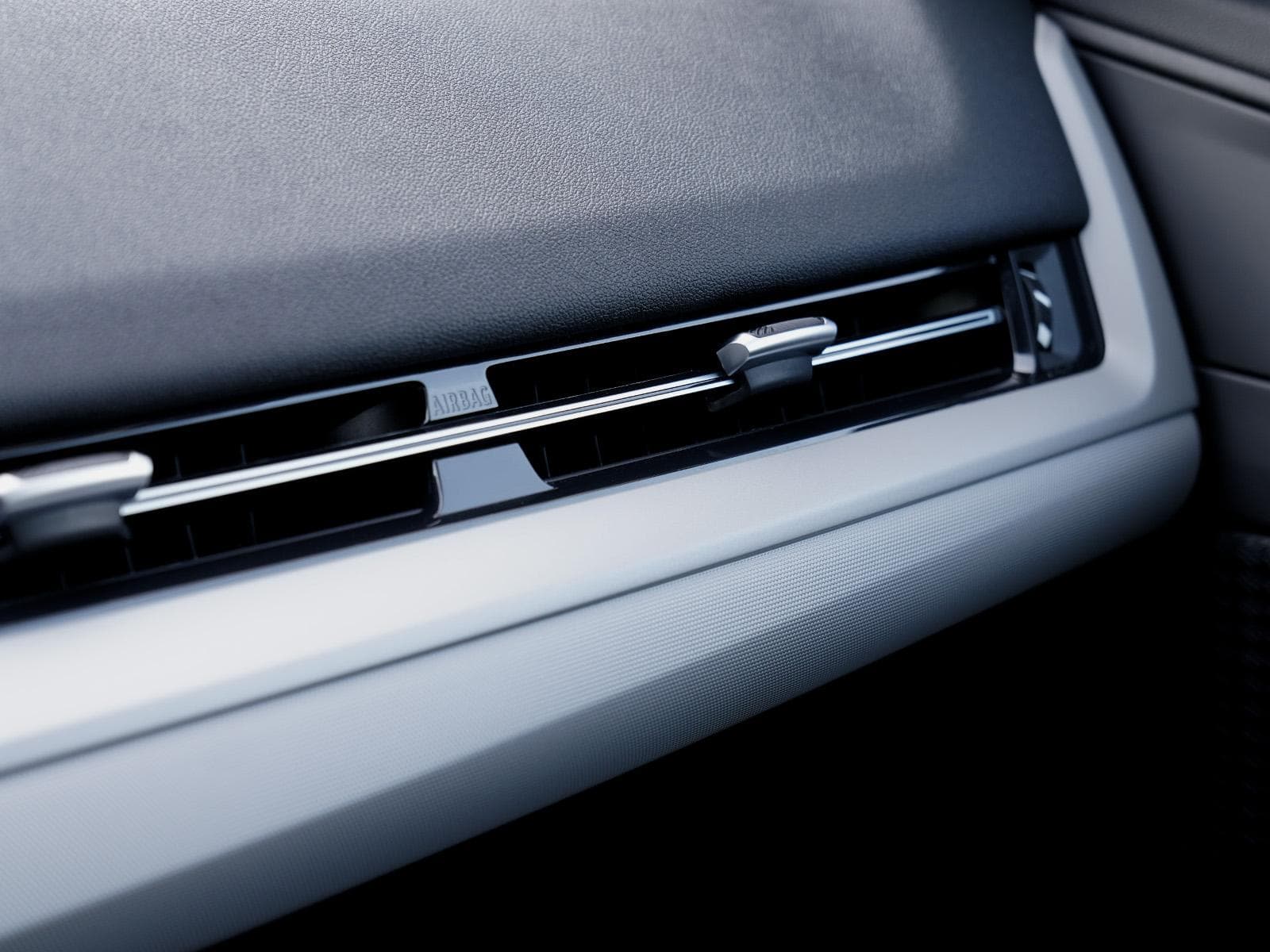 2023 BMW X1 - 11