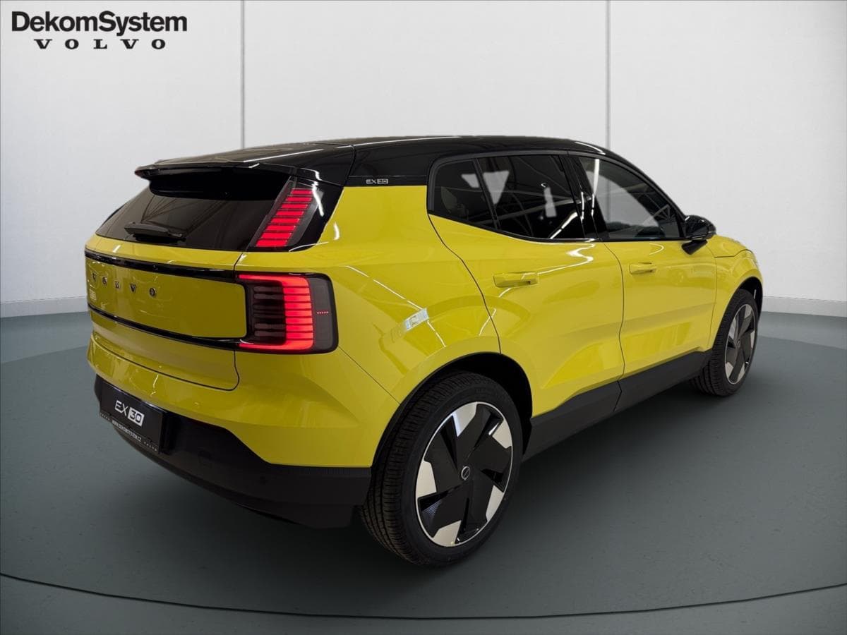 Volvo Ex30 - 3