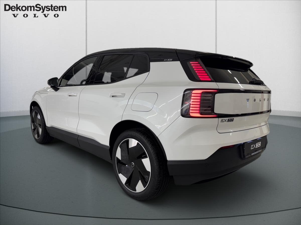 Volvo Ex30 - 4