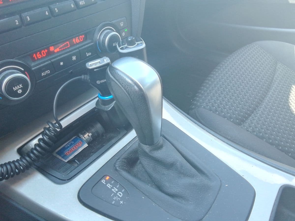 2012 BMW 3-Series - 11