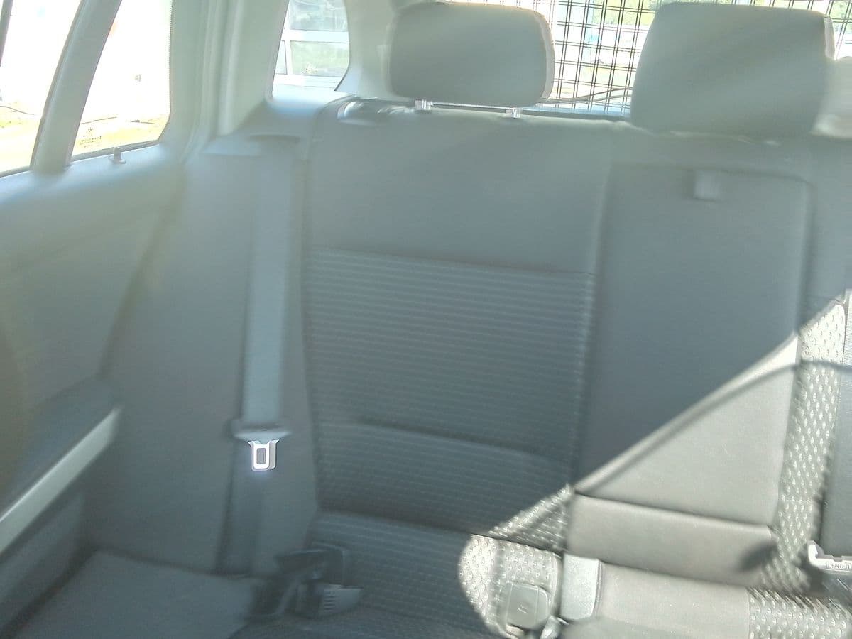 2012 BMW 3-Series - 12