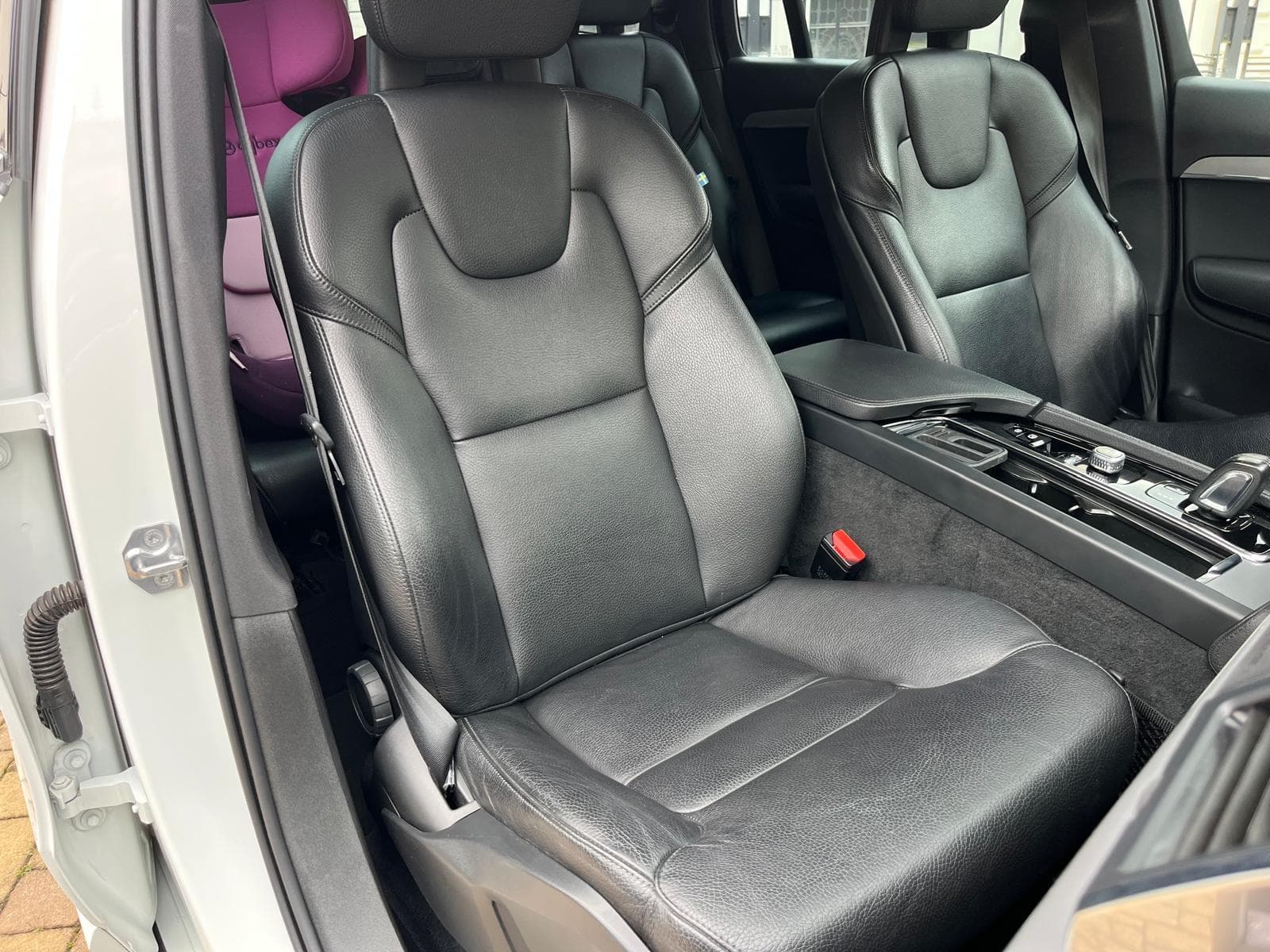 2020 Volvo Xc90 - 12