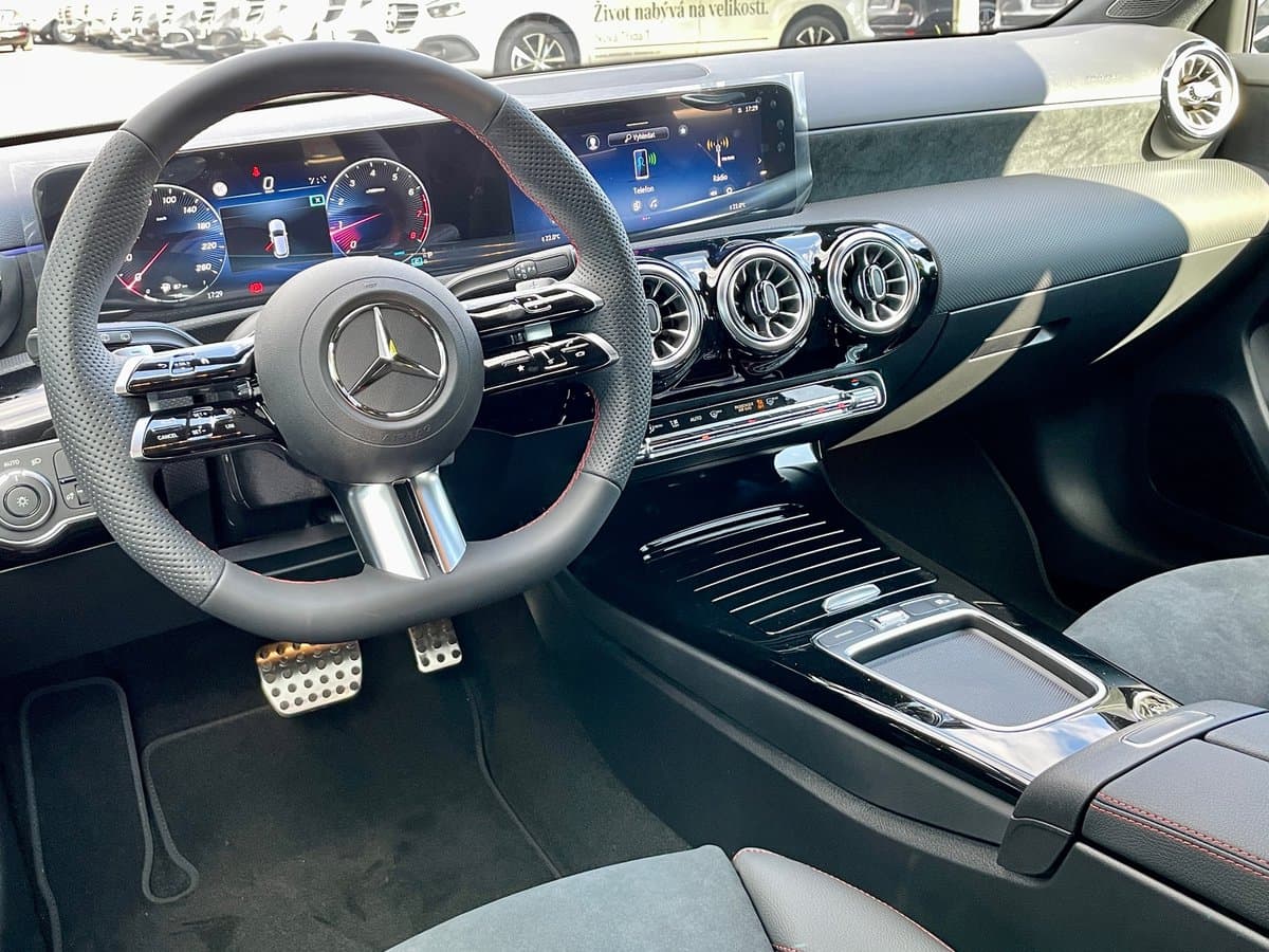 2023 Mercedes-Benz A-Class - 9