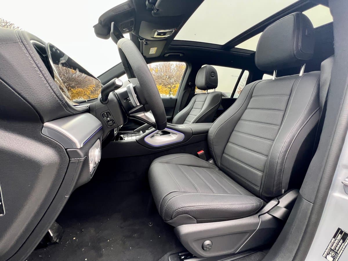 Mercedes-Benz GLS - 11