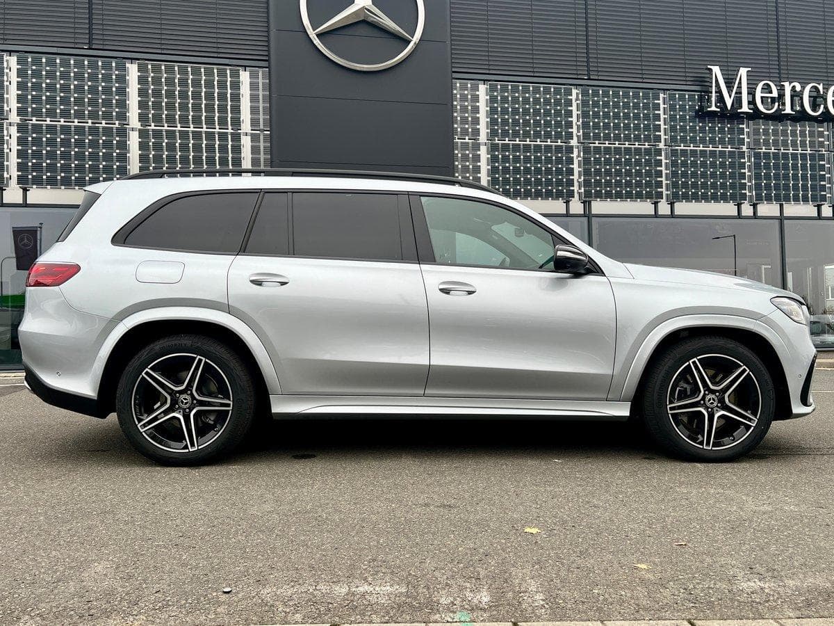 Mercedes-Benz GLS - 2