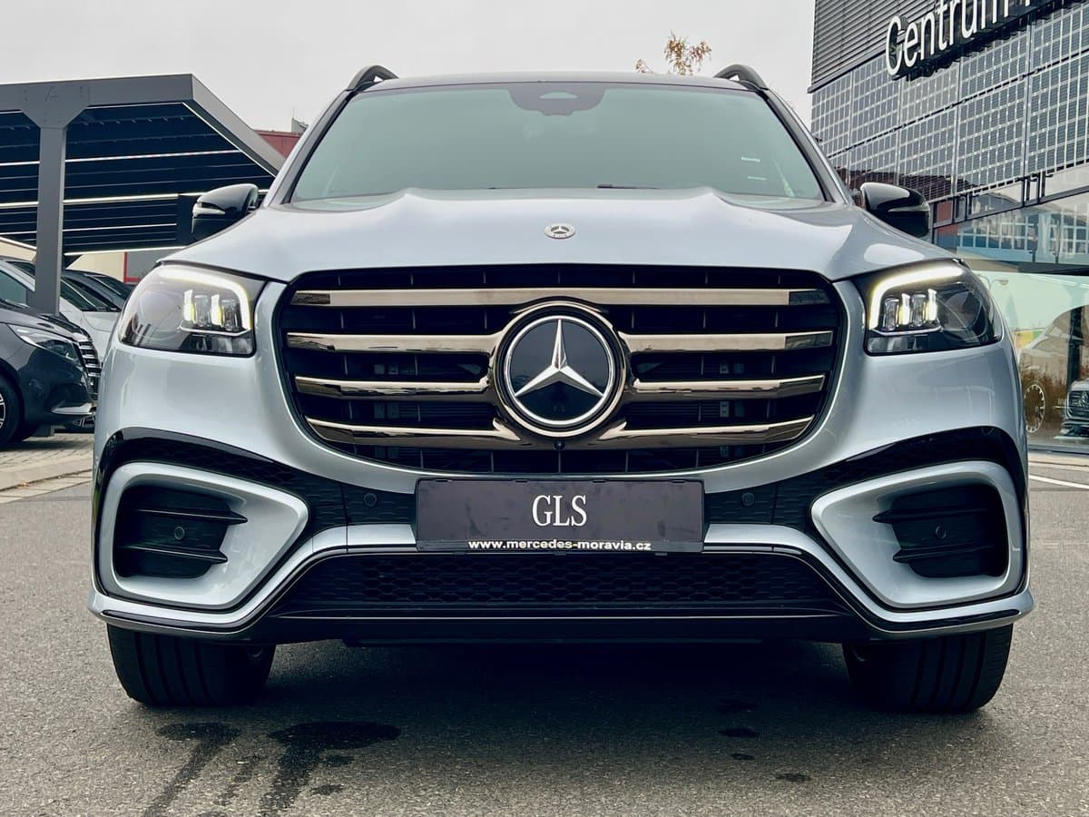 Mercedes-Benz GLS - 8