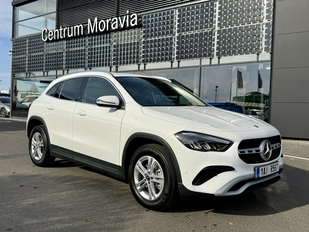 Mercedes-Benz GLA 220 4MATIC