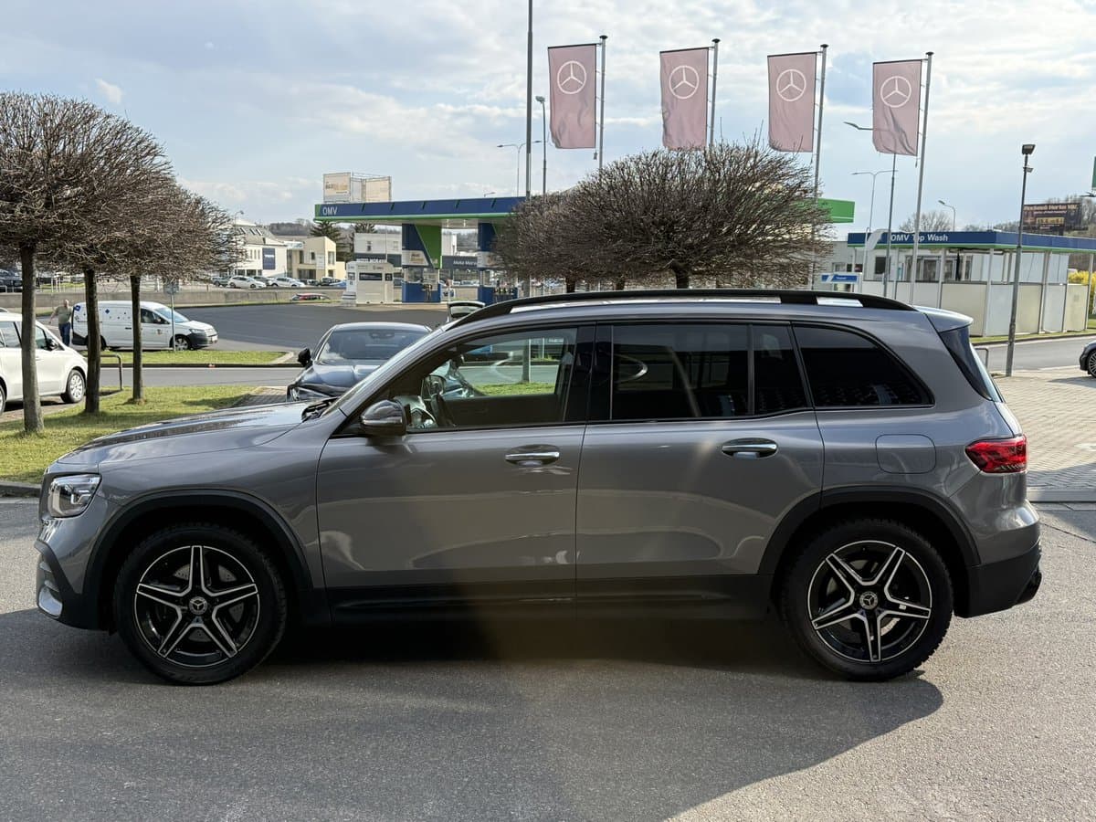 Mercedes-Benz GLB - 5