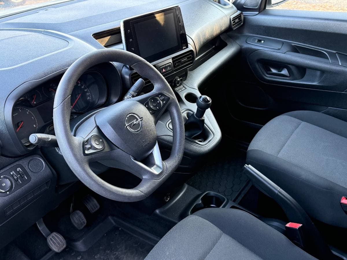 Opel COMBO - 8