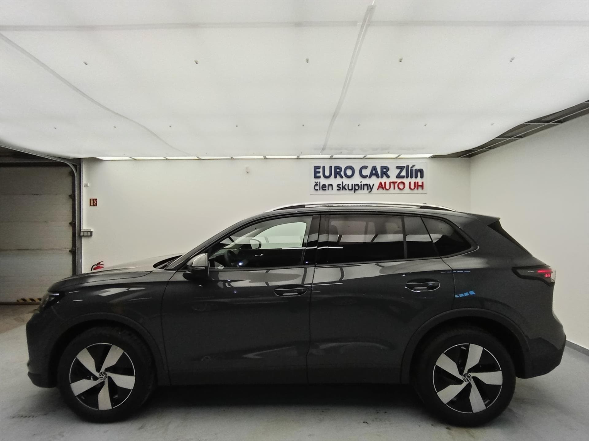 Volkswagen TIGUAN - 3
