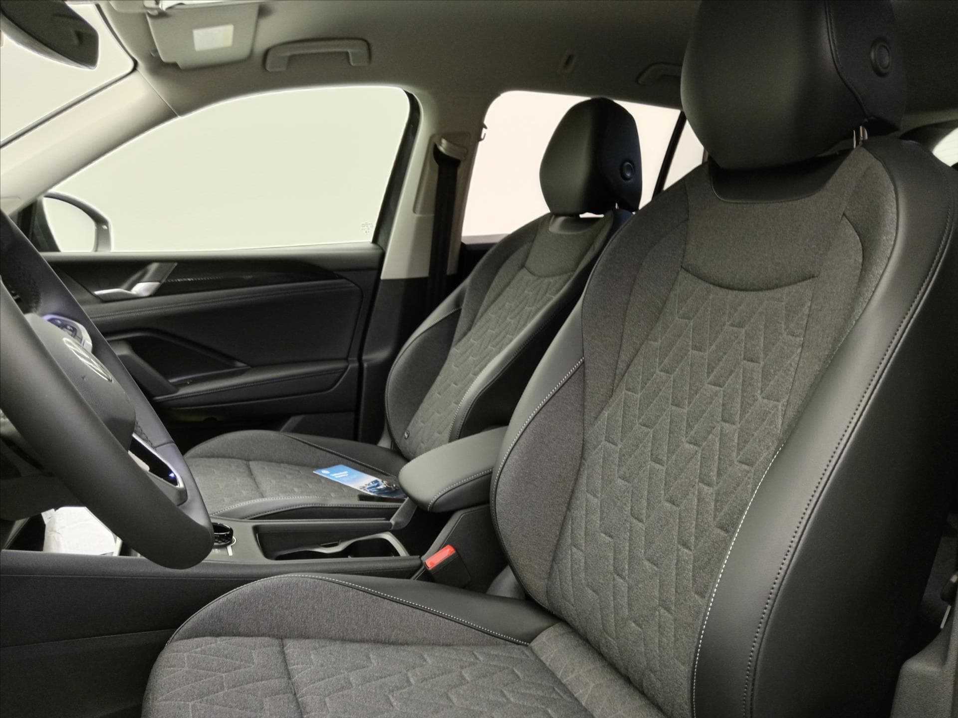 Volkswagen TIGUAN - 10