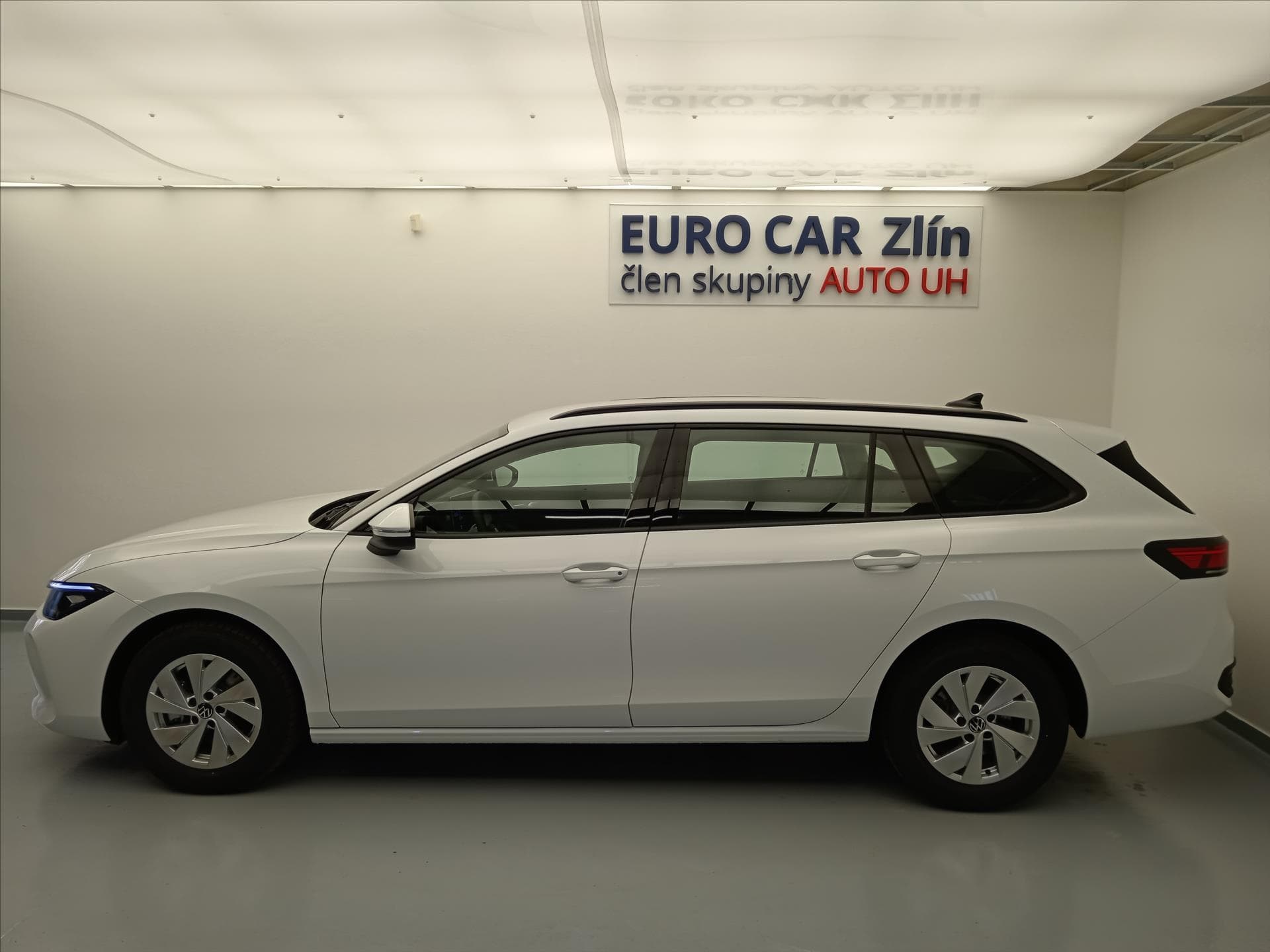 Volkswagen PASSAT - 3