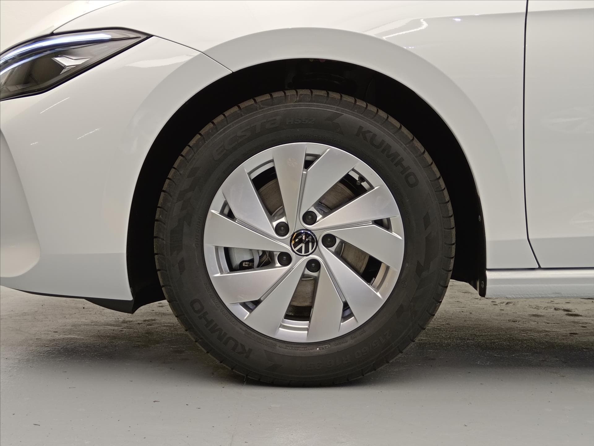 Volkswagen PASSAT - 9