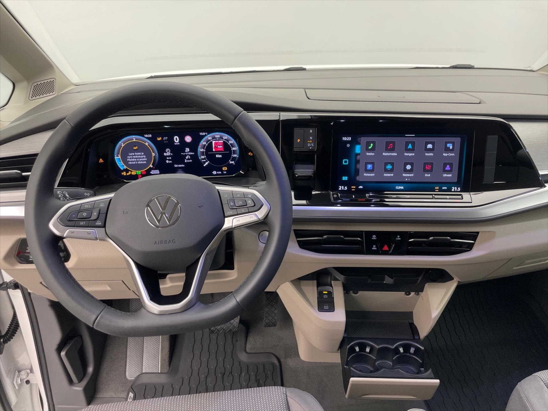 Volkswagen MULTIVAN - 10
