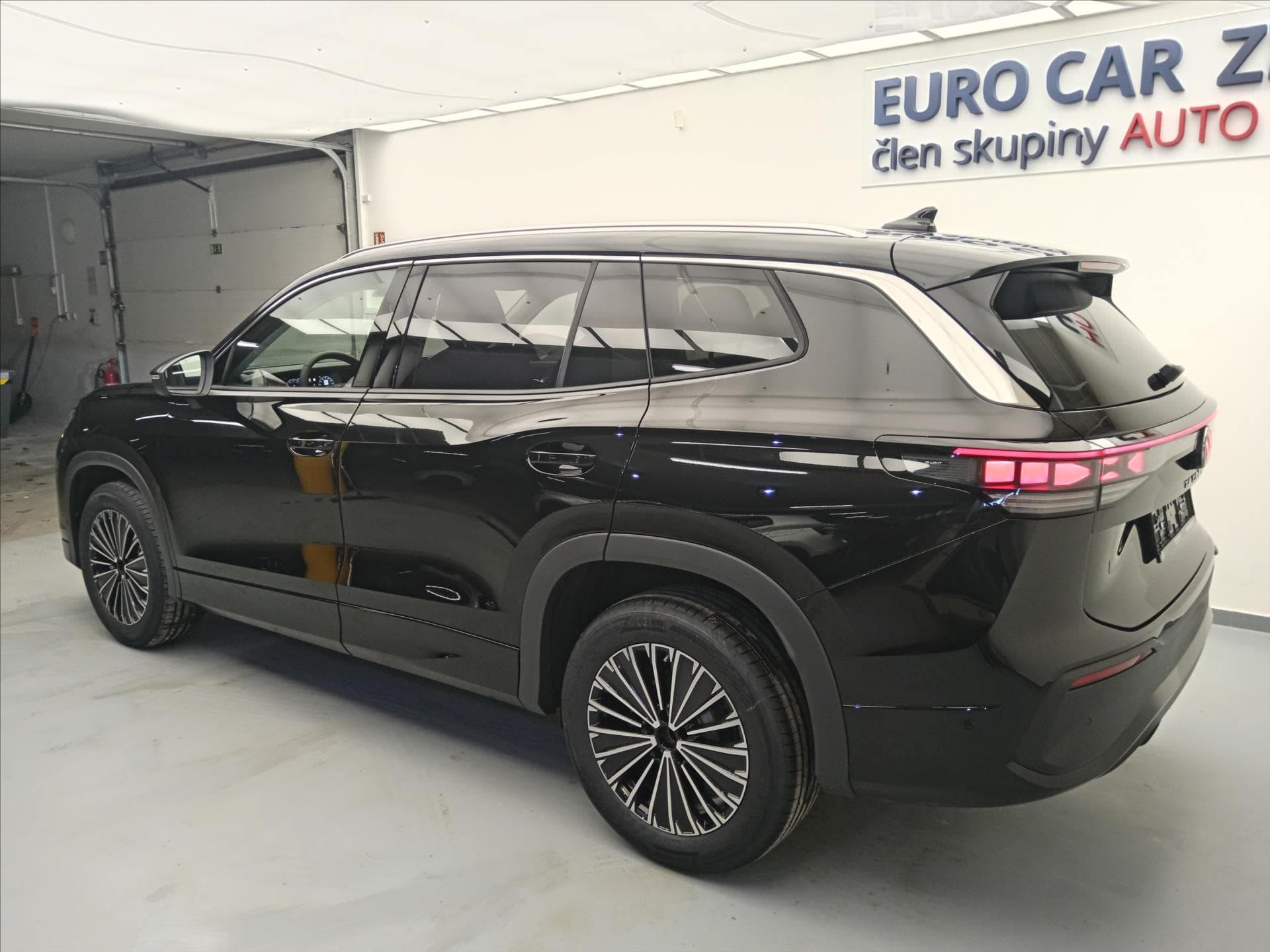 Volkswagen TAYRON - 4