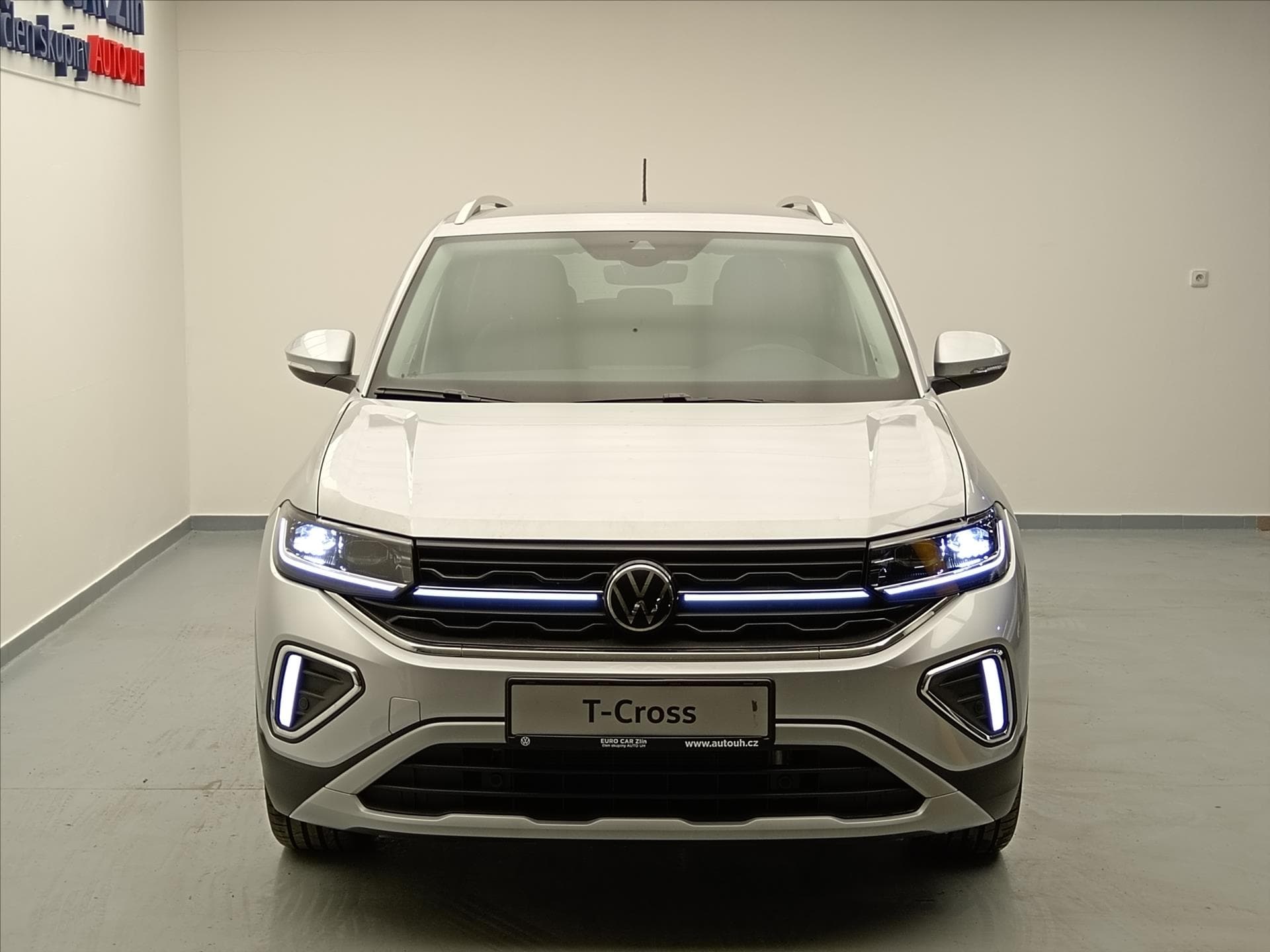 2025 Volkswagen T-CROSS - 2