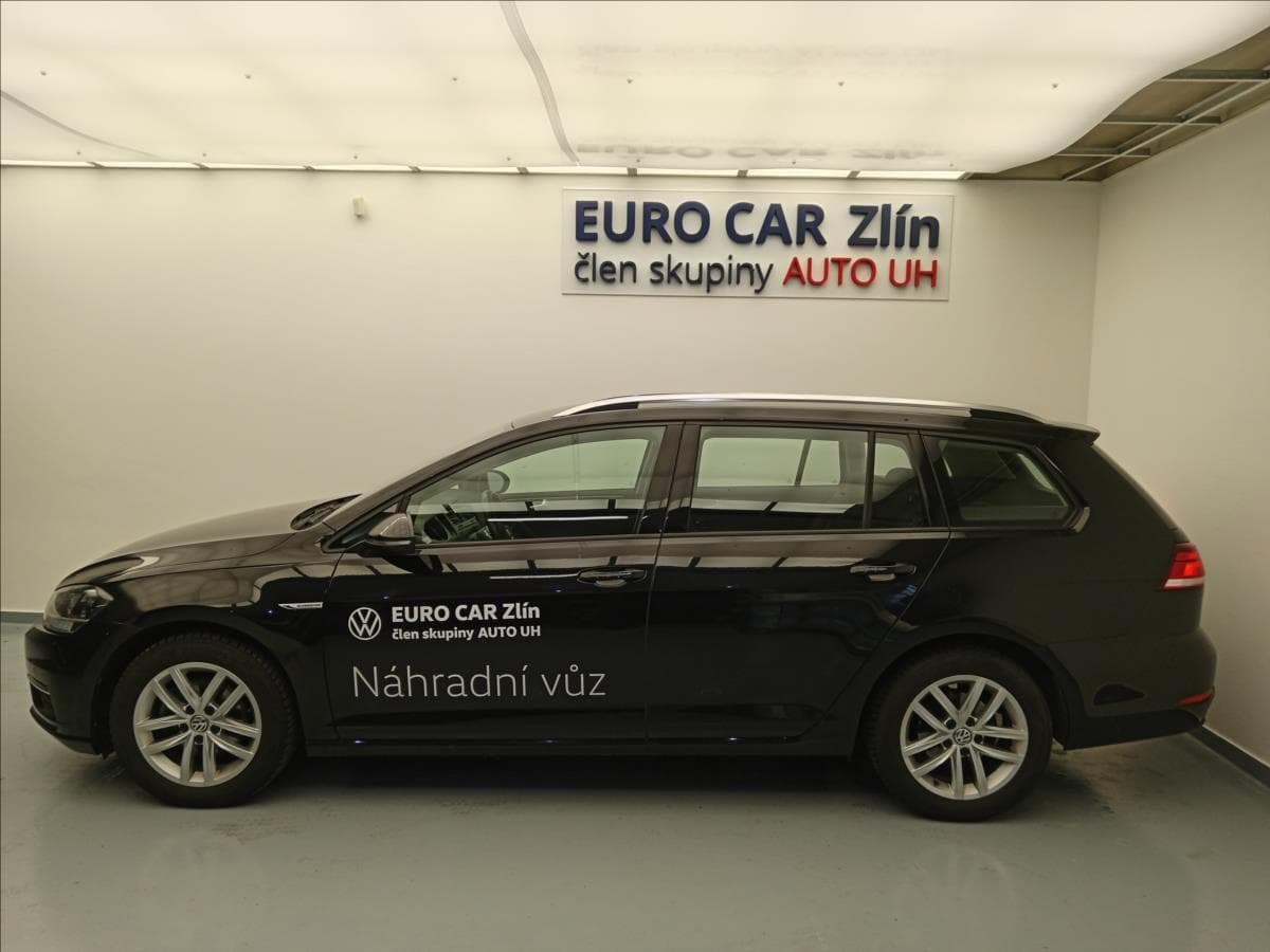 2019 Volkswagen Golf - 3