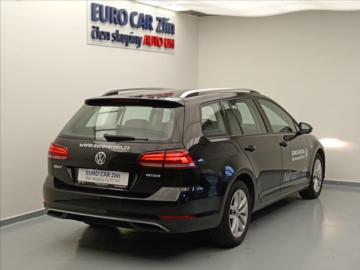 2019 Volkswagen Golf - 6