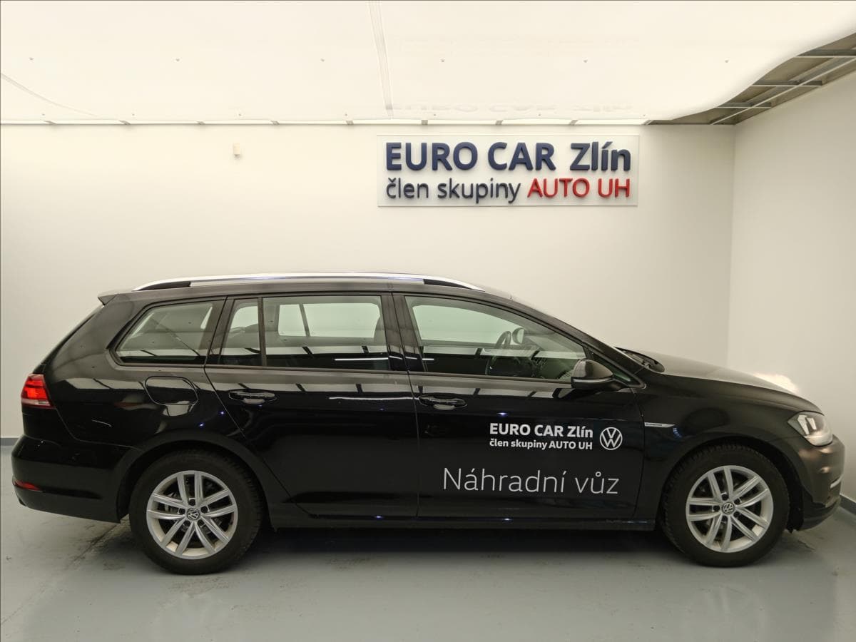 2019 Volkswagen Golf - 7