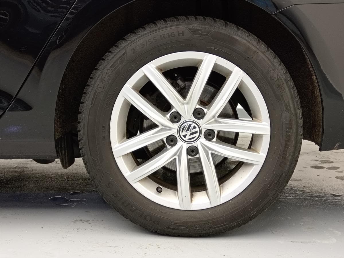 2019 Volkswagen Golf - 9