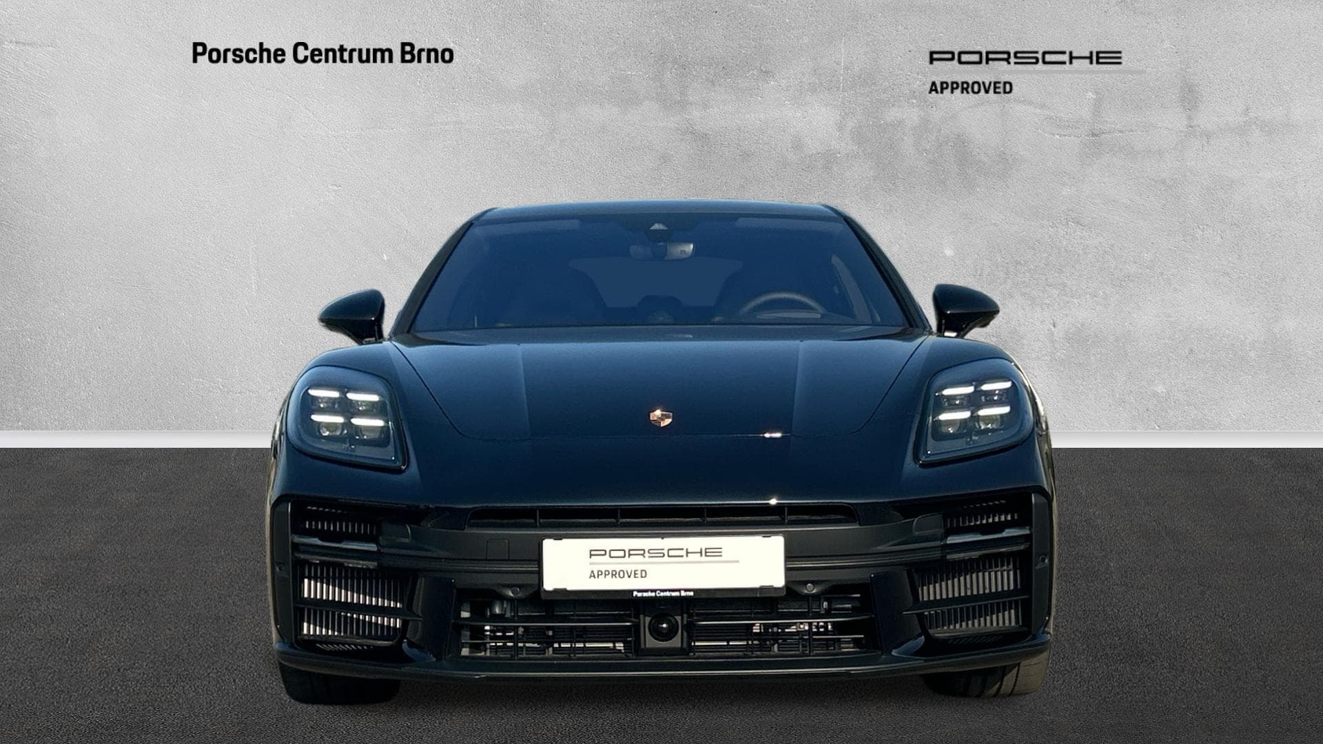 2025 Porsche PANAMERA - 2