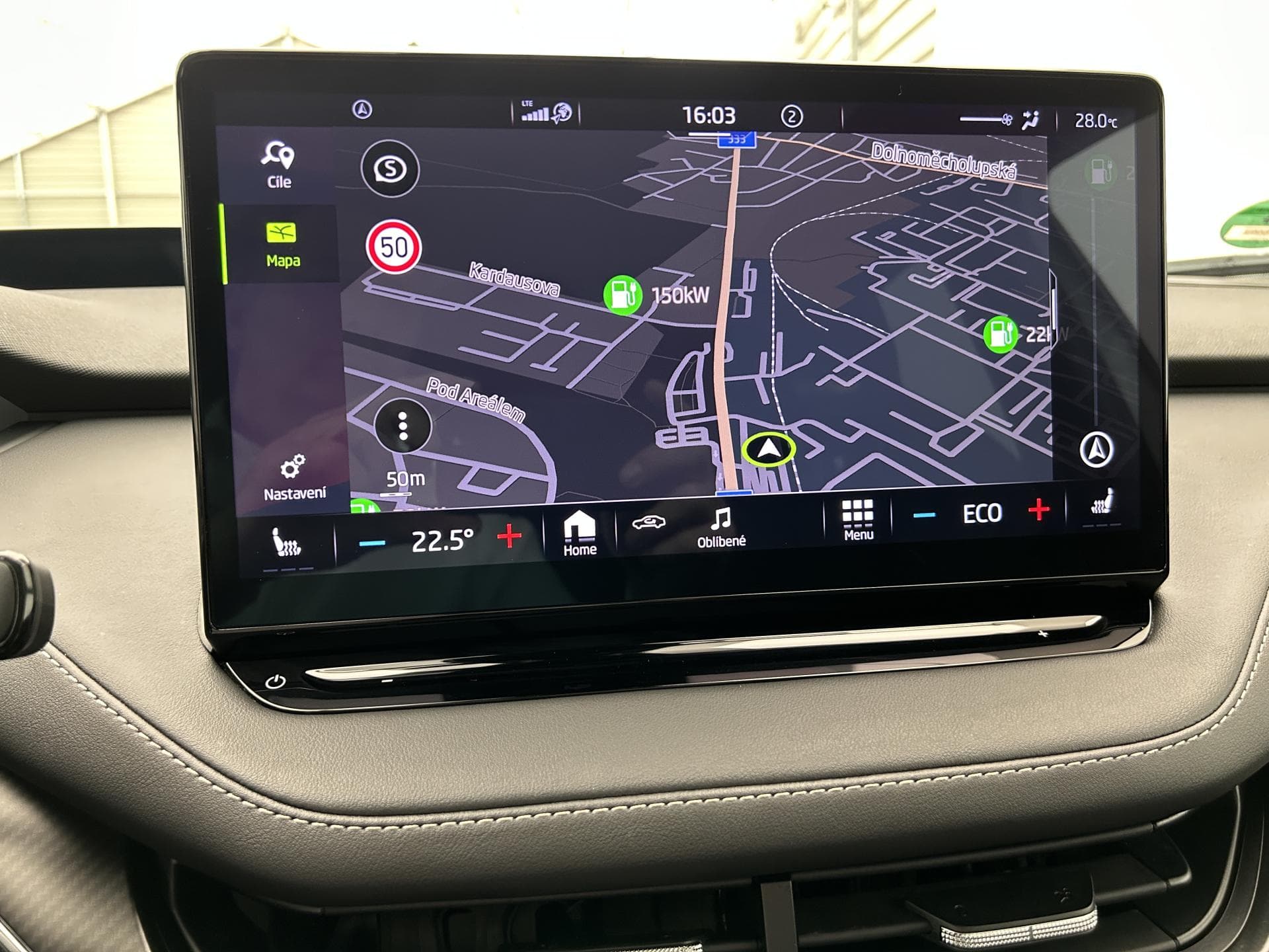 2022 Škoda Enyaq - 12