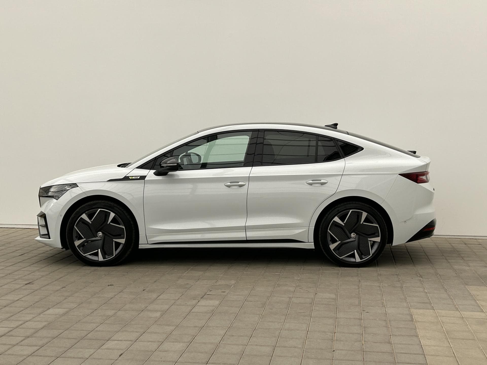 2022 Škoda Enyaq - 3