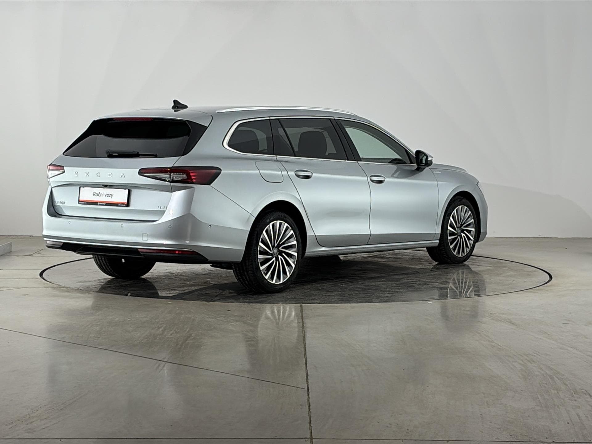 2025 Škoda Superb - 2