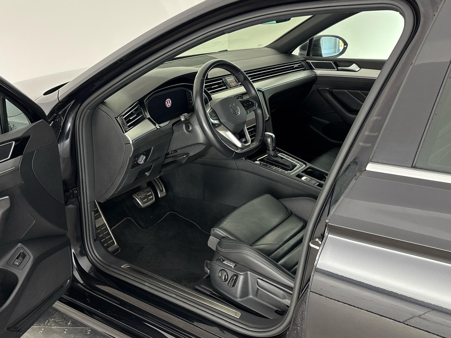 2020 Volkswagen PASSAT - 6