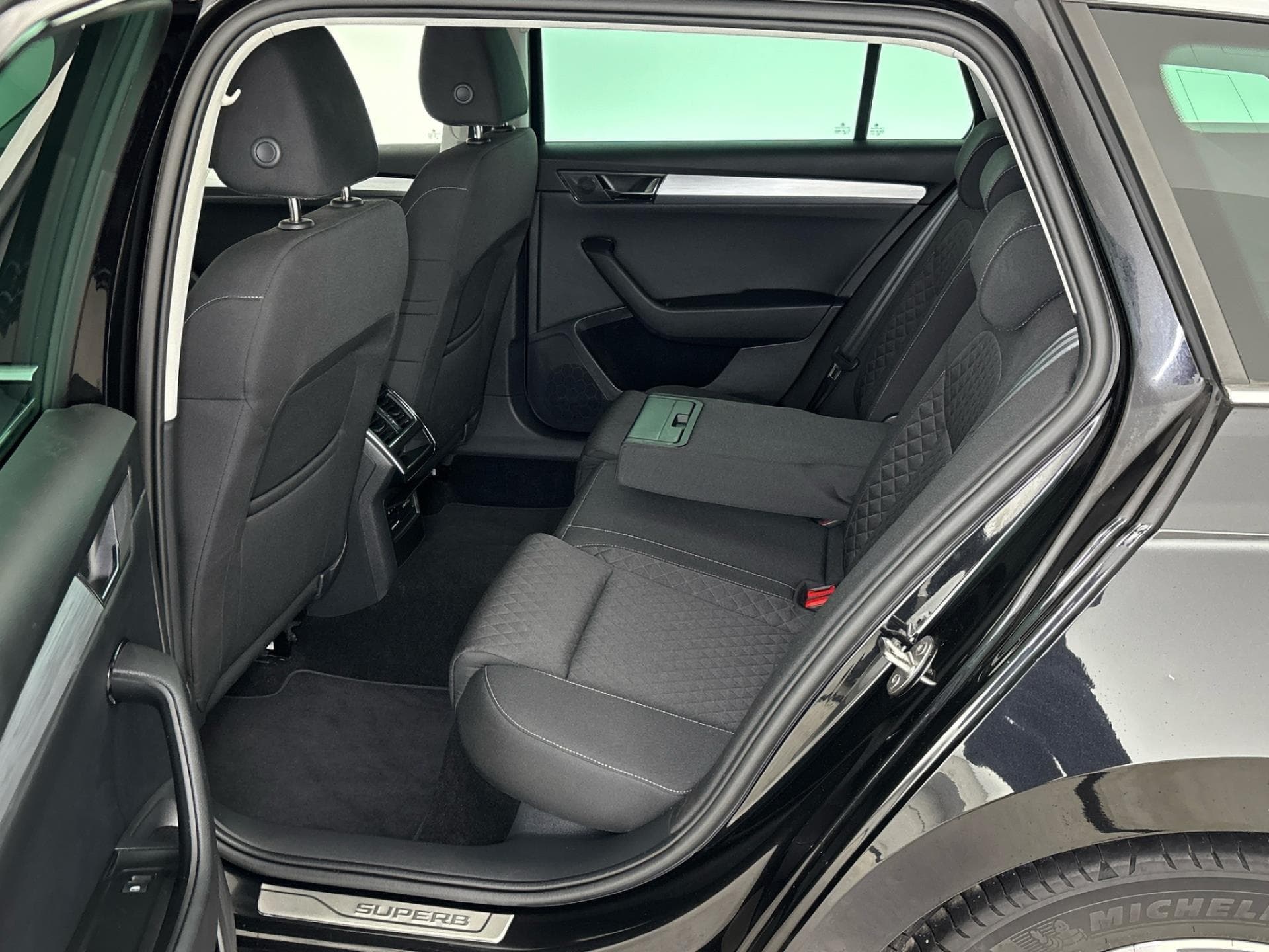 2023 Škoda SUPERB - 8