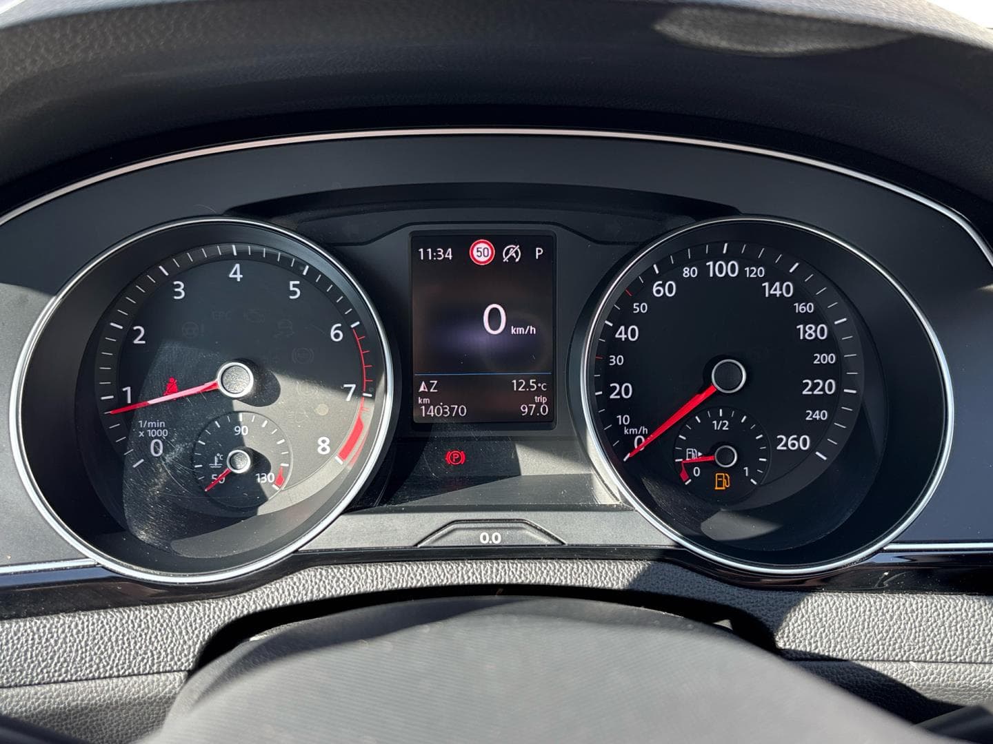 2020 Volkswagen PASSAT - 11