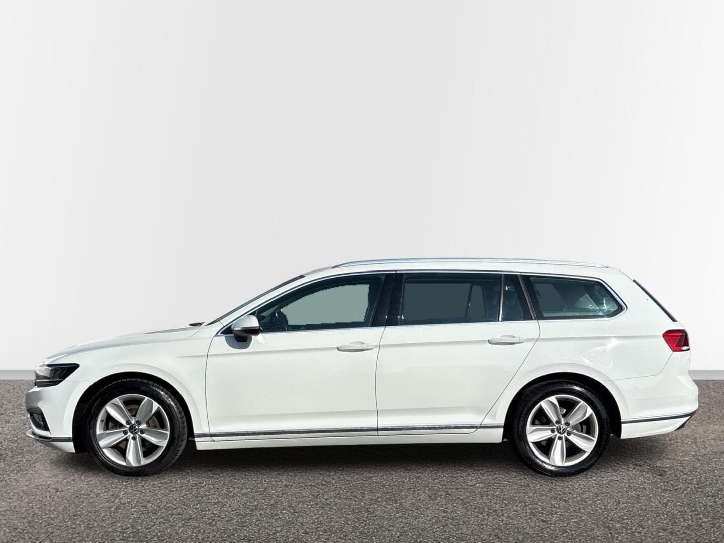2020 Volkswagen PASSAT - 3