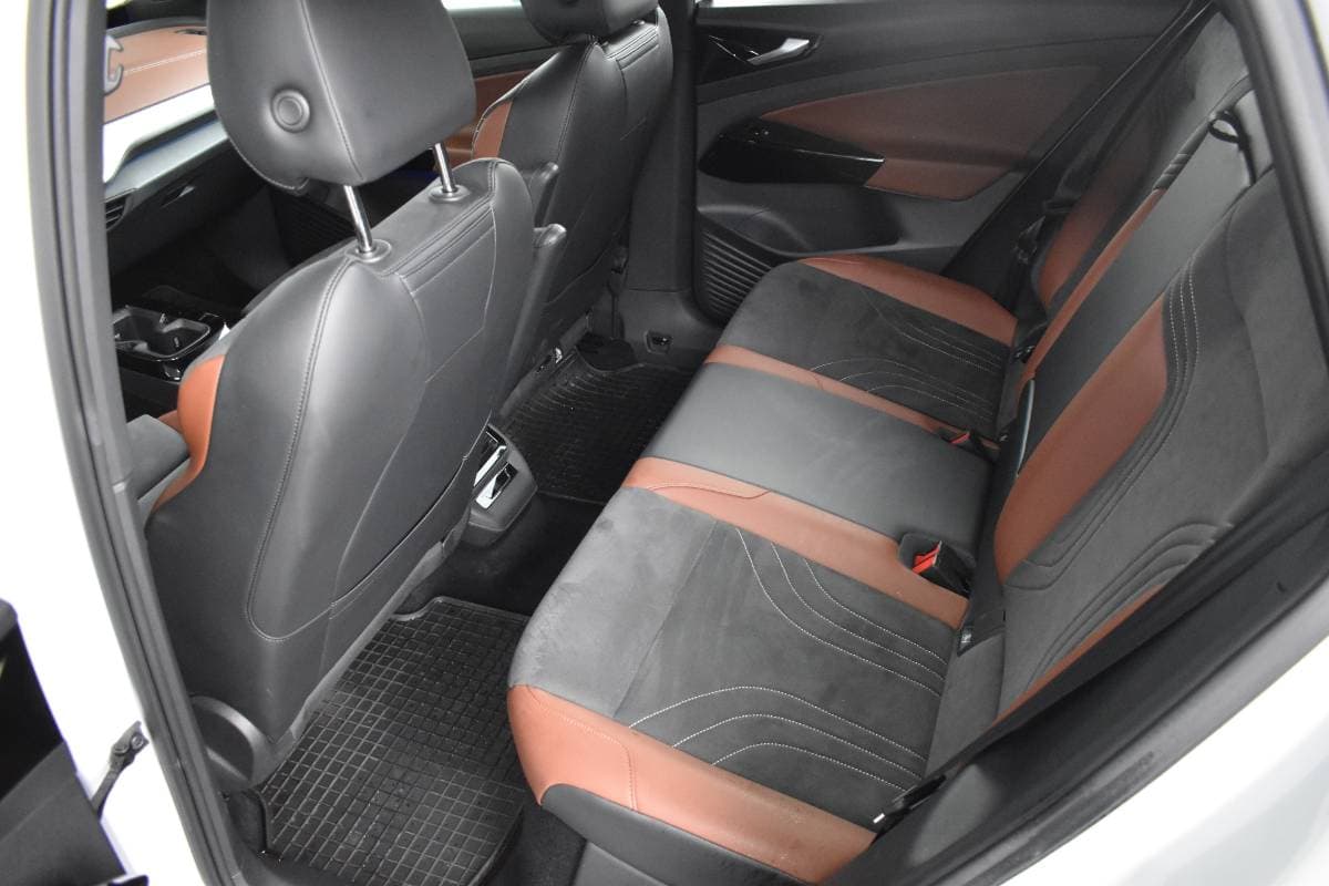 Volkswagen Id.4 - 12