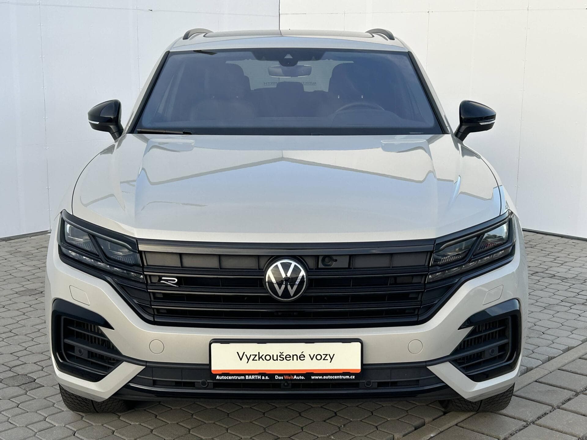 2023 Volkswagen Touareg - 4