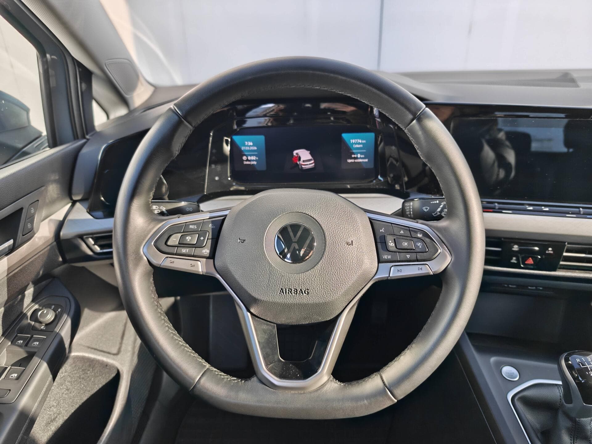2023 Volkswagen GOLF - 11